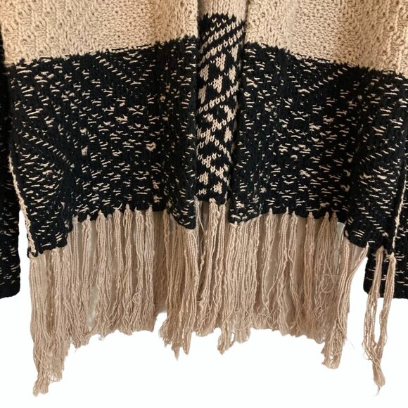 BCBGMAXAZRIA Eliana Knit Jacquard Fringe Cardigan Oversized Colorblock REVOLVE - Picture 13 of 16